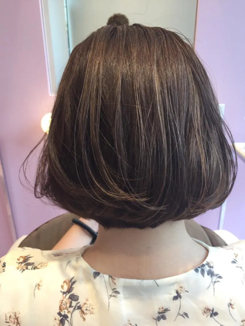 ショート アッシュ ハイライト カット ヘアカラー トリートメント 所渉/韓国レイヤー /ウルフカットのヘアスタイル