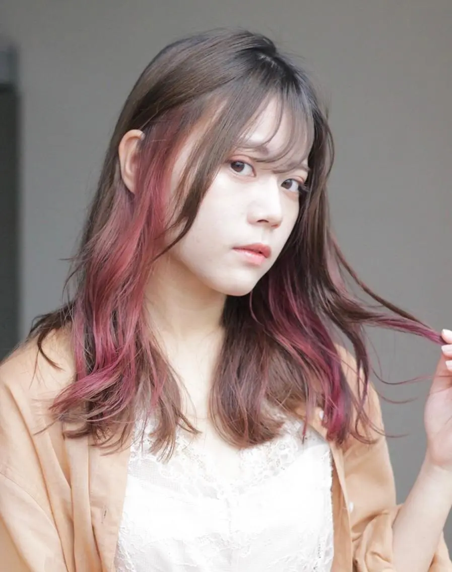 セミロング カラー インナーカラー カット ヘアカラー 永井 亜実のヘアスタイル