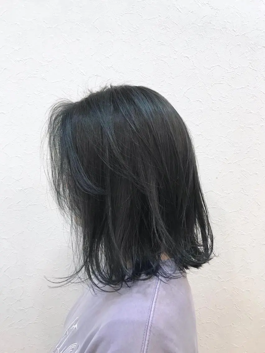 ショート カラー ブルーカラー ハイライトカラー ハイライト 色落ちまでキレイに！ ！女性サロンのヘアスタイル
