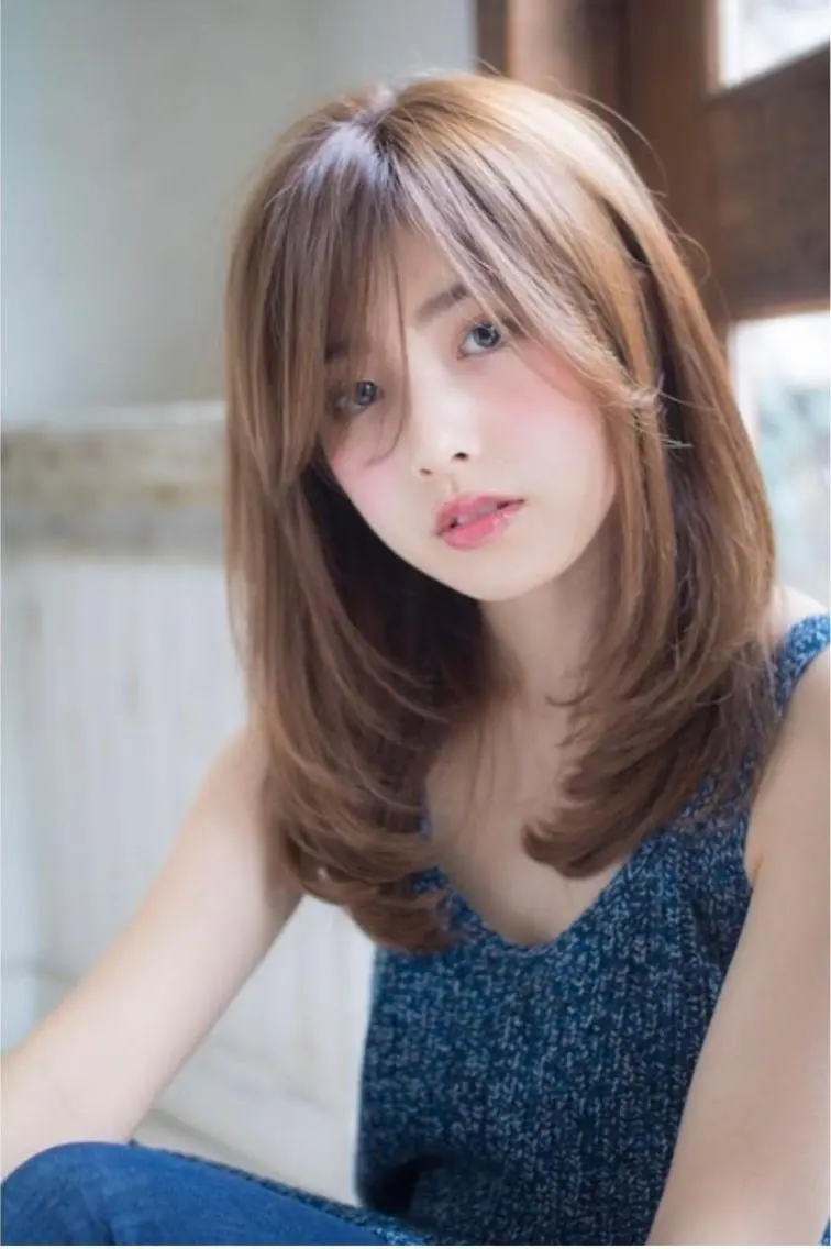 ミディアム カット 美髪縮毛矯正✨🫧 レイヤー川村利幸のヘアスタイル