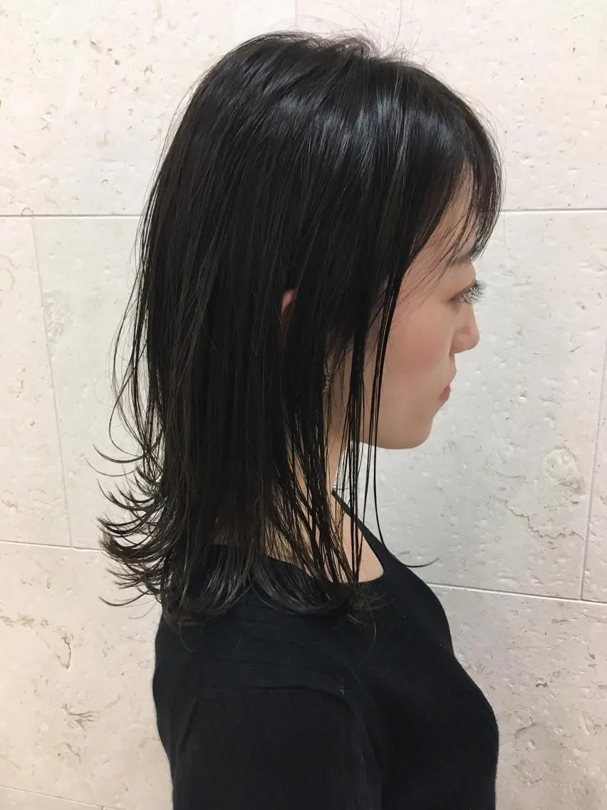 セミロング カラー アッシュ ブルーカラー ブルーアッシュ カット ヘアカラー トリートメント 斉藤 貴也のヘアスタイル