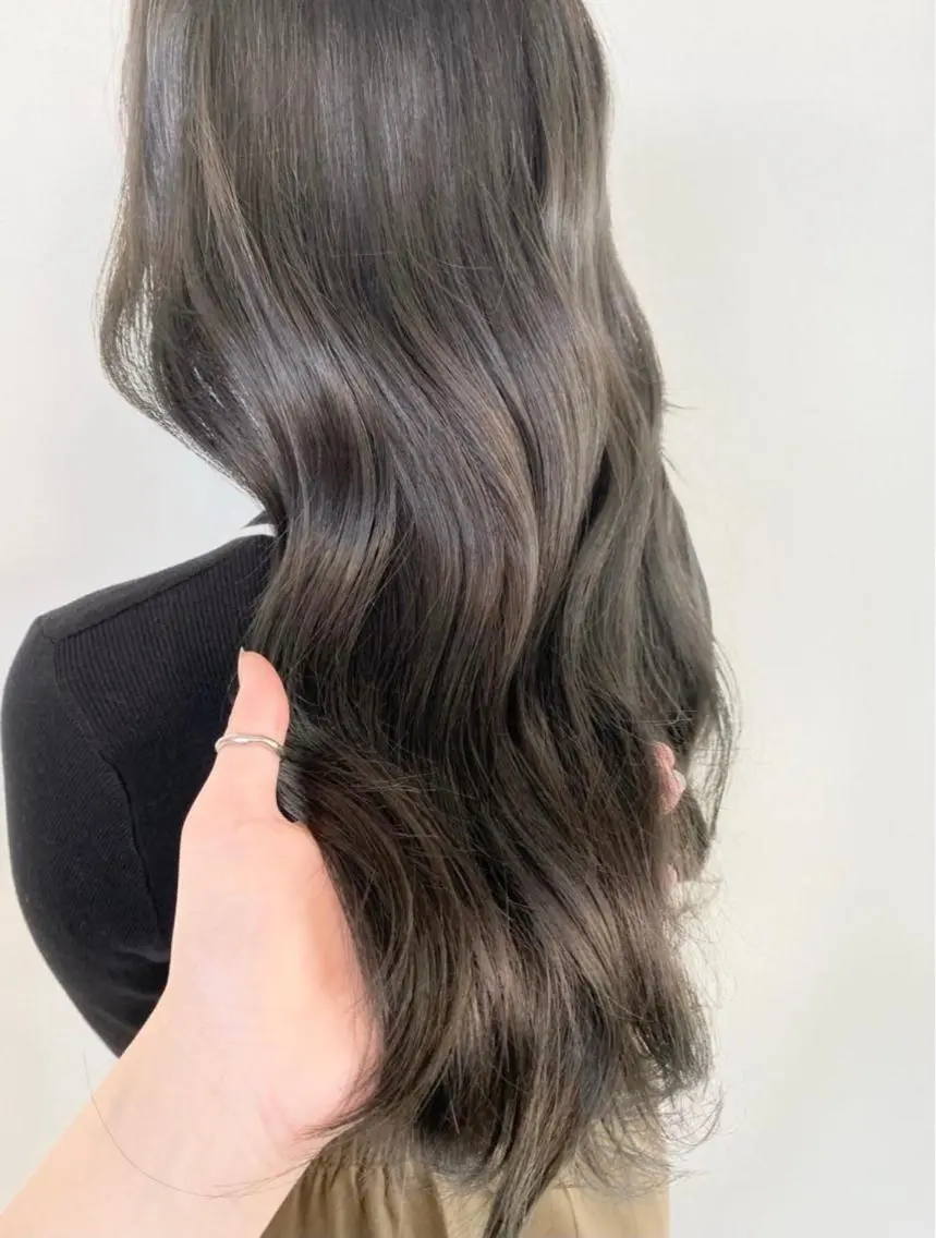 ロング カラー バレイヤージュ ブリーチ ケアブリーチ ダブルカラー イヤリングカラー 🌈新田 みどり🌈のヘアスタイル