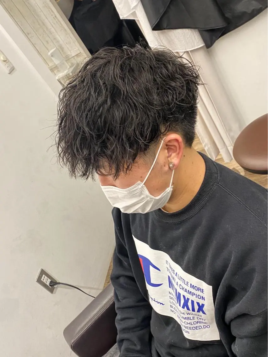ショート パーマ メンズ 原田 涼矢のヘアスタイル