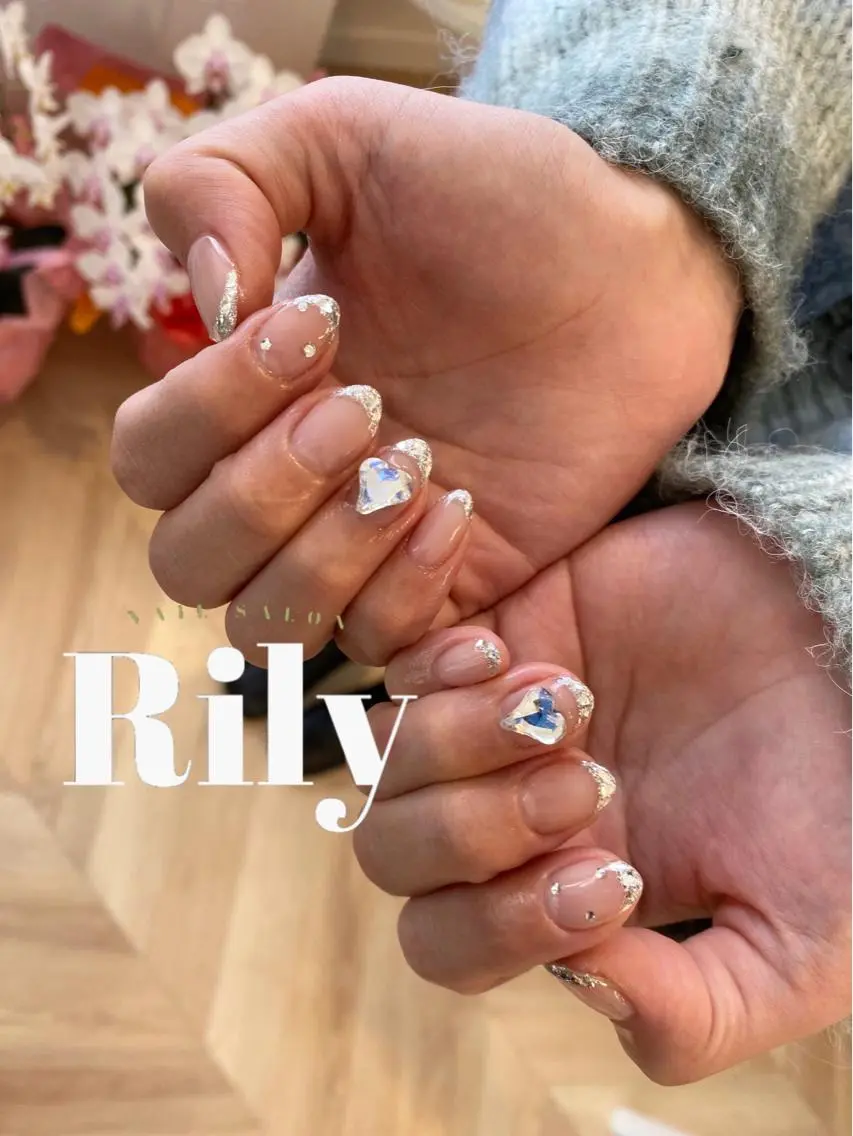 ネイル フレンチネイル ガラスフレンチ NAIL SALON Rily🎀のネイルデザイン