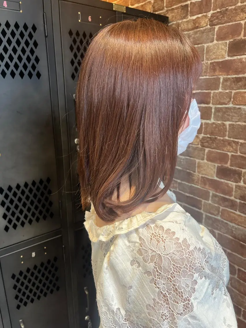 ミディアム カラー パーマ ヘアアレンジ メンズ キッズ ネイル マツエク・マツパ アイブロウ ミディアムパーマ メンズパーマ ブラウンカラー ケアカラー 透明感カラー 久木原 ゆりのヘアスタイル
