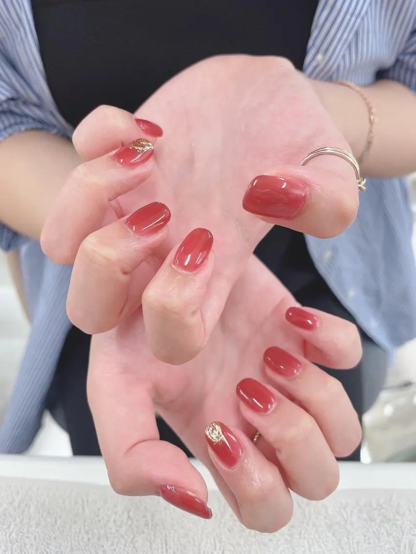 ネイル ゴールド ミラーネイル ハンドネイル Bianca SAITO🌺のネイルデザイン