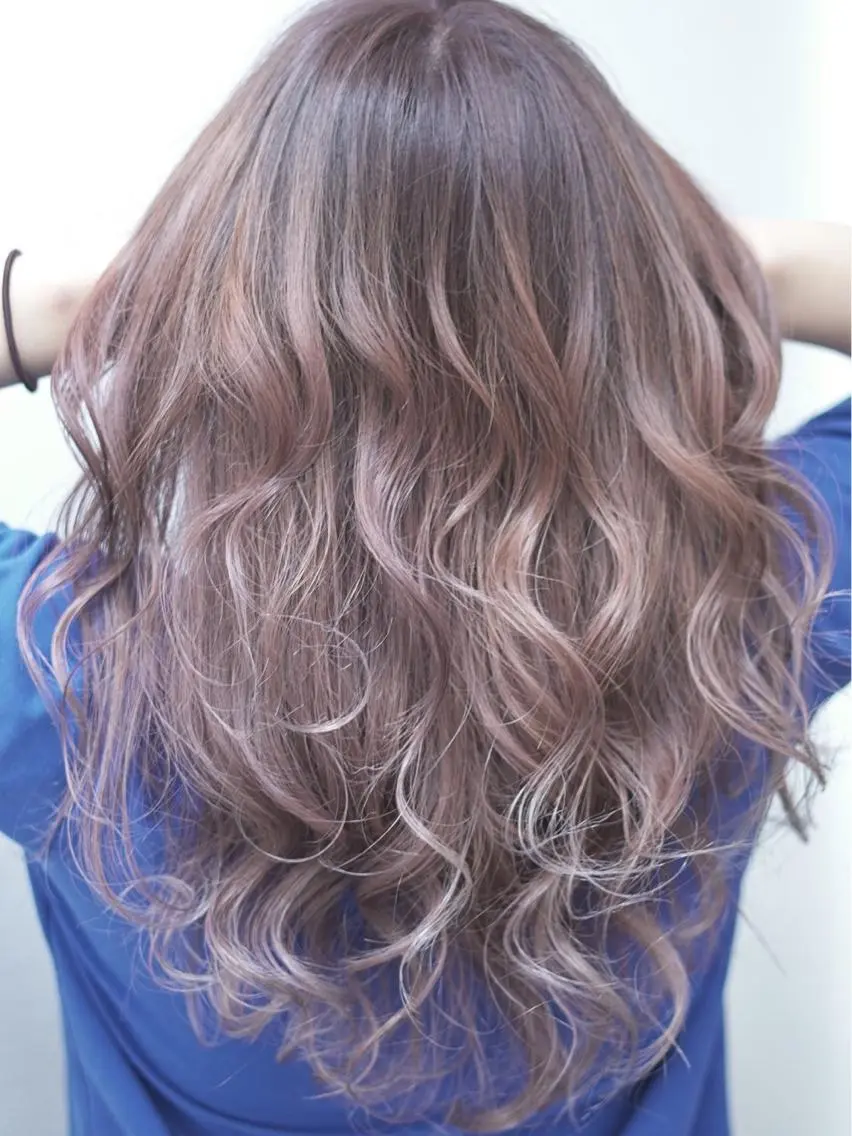ロング カラー ヘアカラー トリートメント Crystal 船橋のヘアスタイル