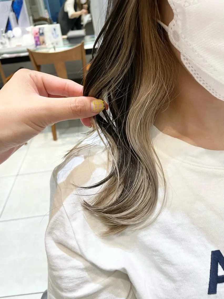 ミディアム カラー インナーカラー カット ヘアカラー トリートメント 🦖鶴岡 香純🦖のヘアスタイル