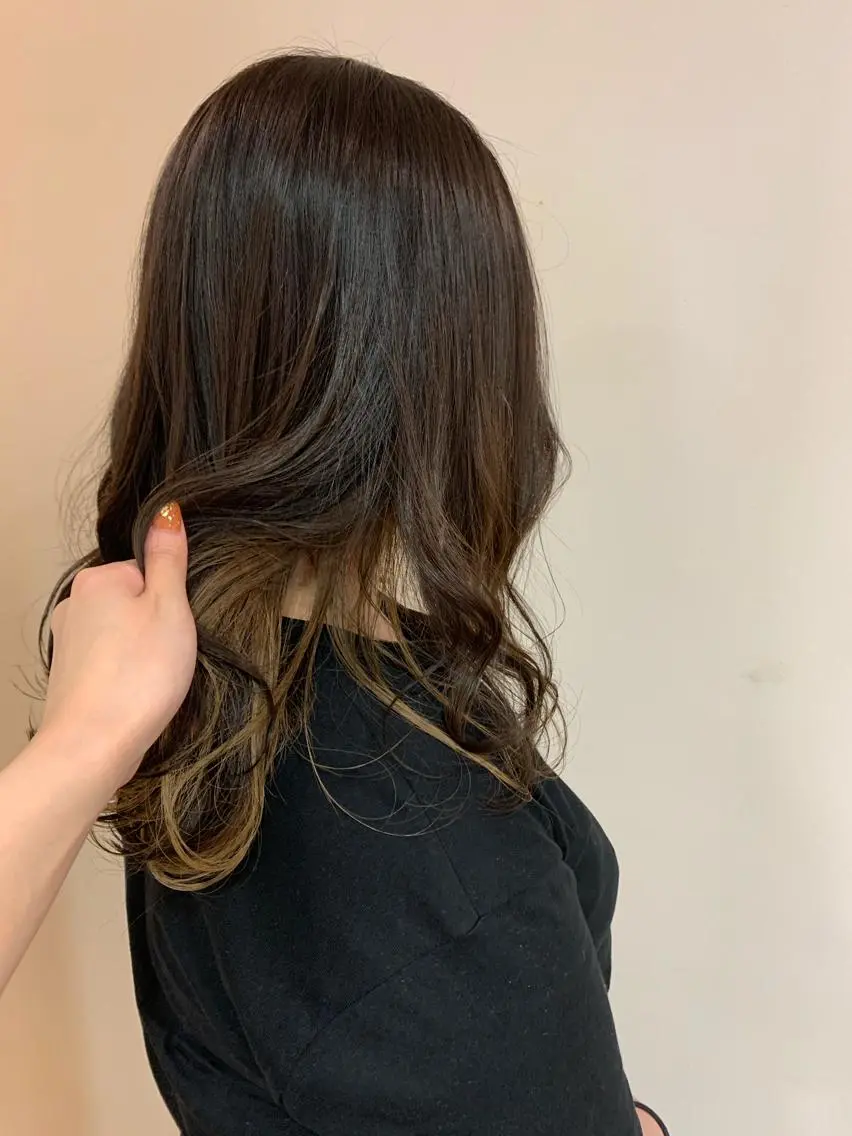セミロング カラー ベージュカラー 顔まわりカット✄ ベージュカラー🧸のヘアスタイル