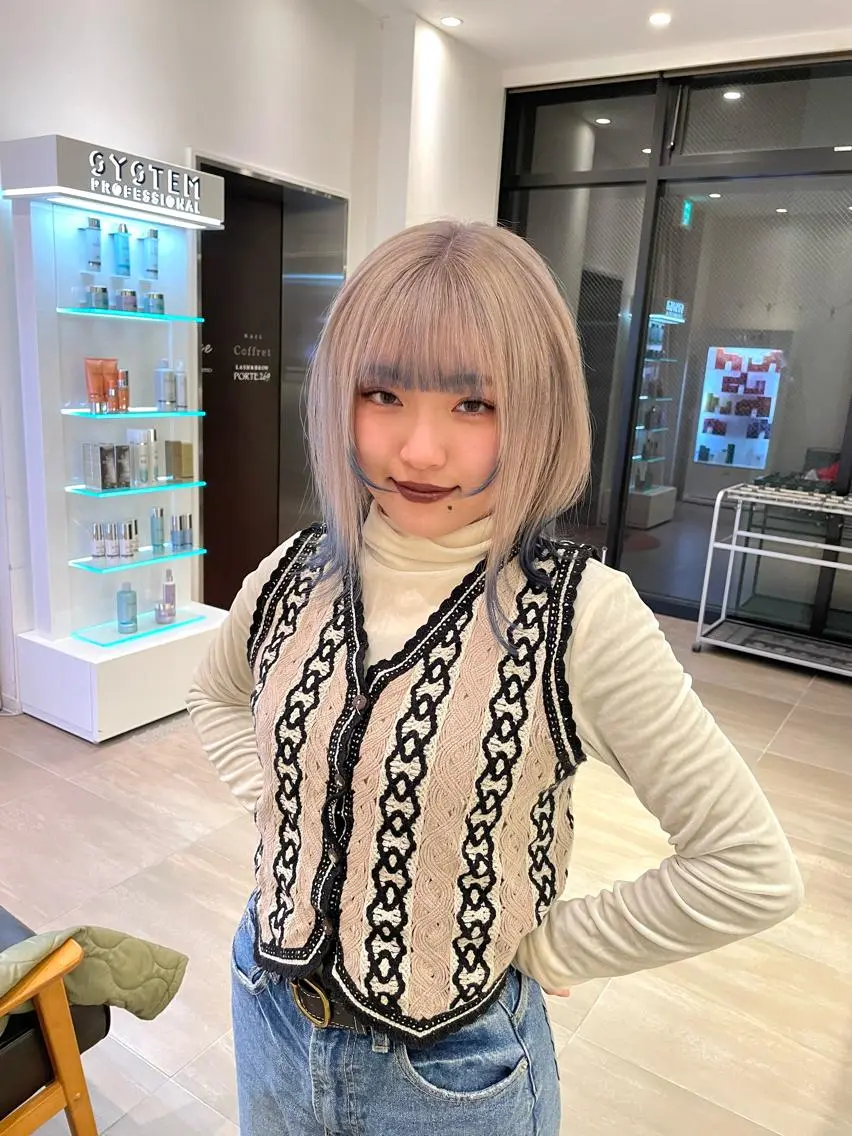 カラー ヘアカラー トリートメント 透明感/ベージュ/ 艶髪/ボブ🫧門脇由のヘアスタイル