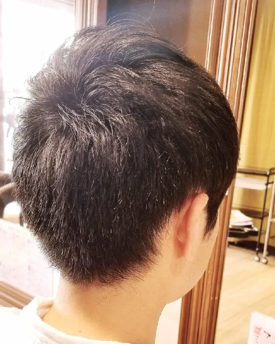 ショート メンズ 高口 雅のヘアスタイル