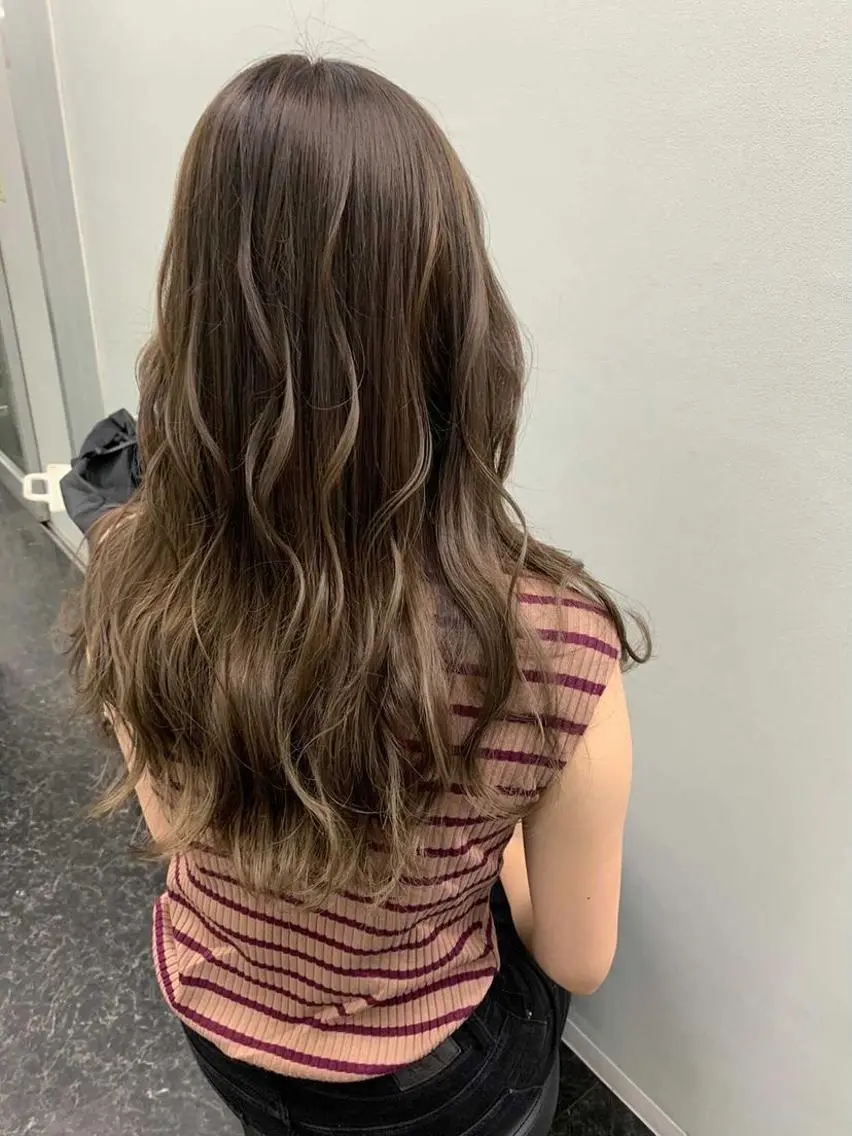 カラー 🎀 MIYUKIのヘアスタイル