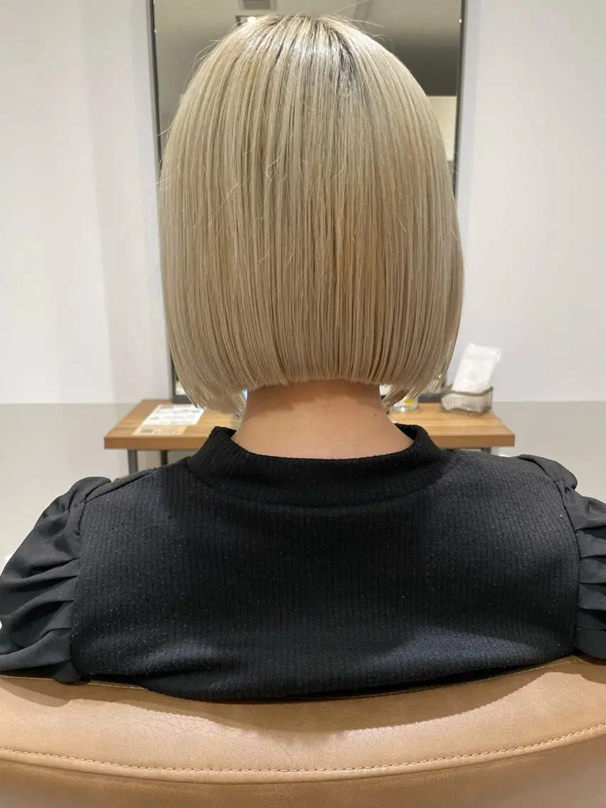 ショート カット トリートメント 髪質改善ストレー ト指名NO.1林駿希のヘアスタイル