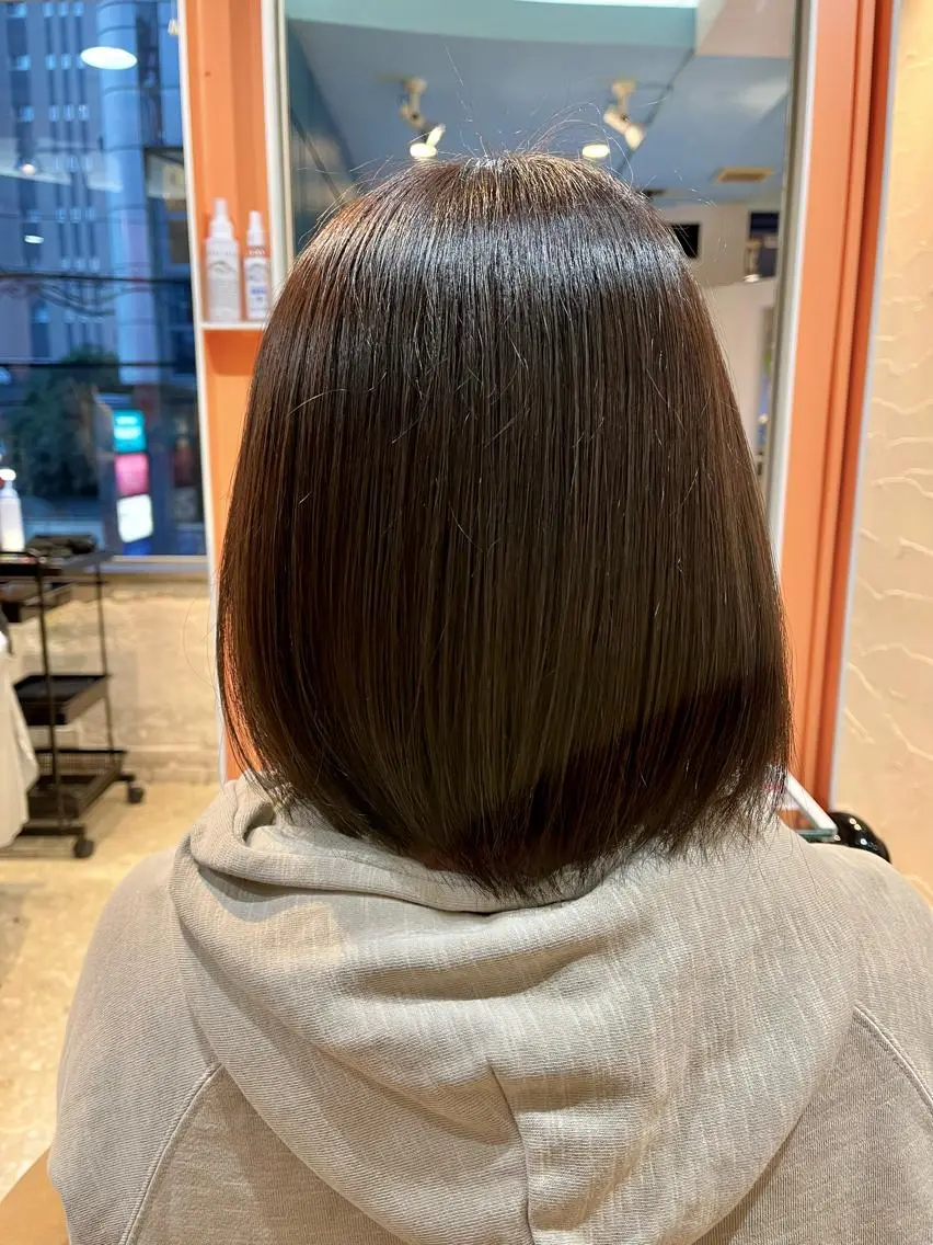 ミディアム カラー ヘアカラー うしだ かおるのヘアスタイル
