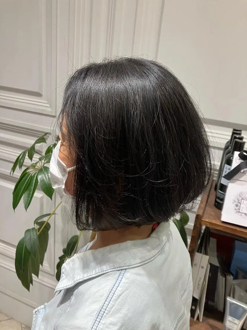 ミディアム ボブ Riant Meguのヘアスタイル