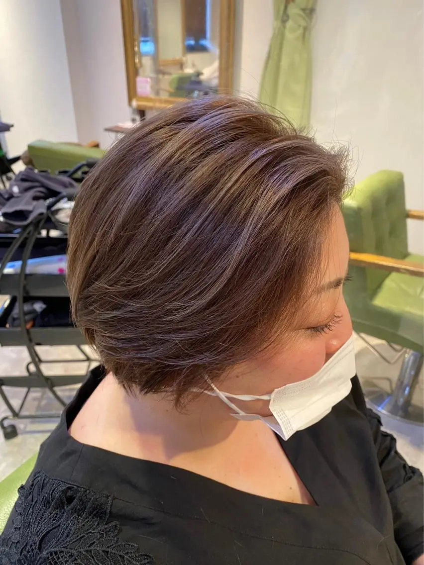 ショート ハイライト カット ヘアカラー newi saLyu 片岡ふきのヘアスタイル