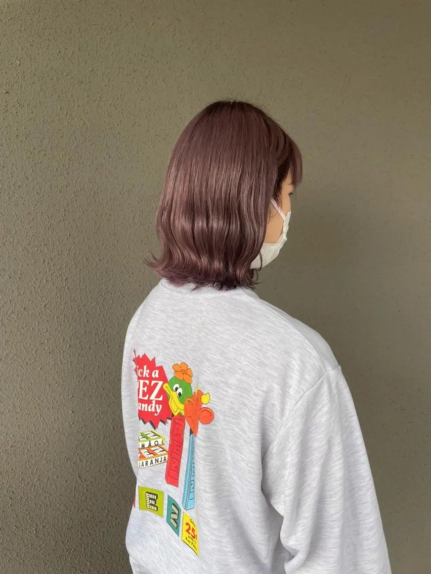 ミディアム ヘアカラー 山本 愛永のヘアスタイル
