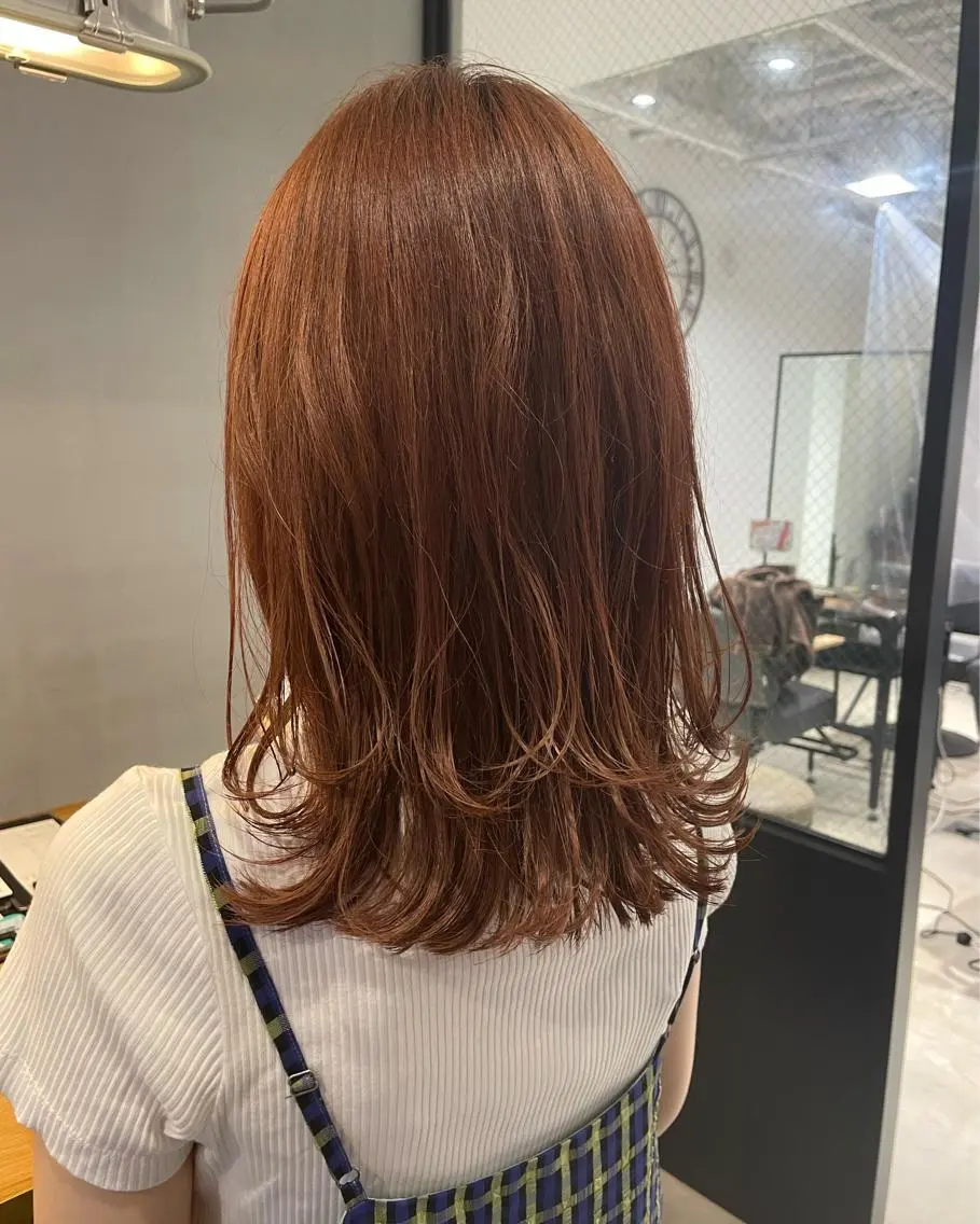 ミディアム カラー 暖色カラー🍊 ボブ🌿顔周りcutのヘアスタイル