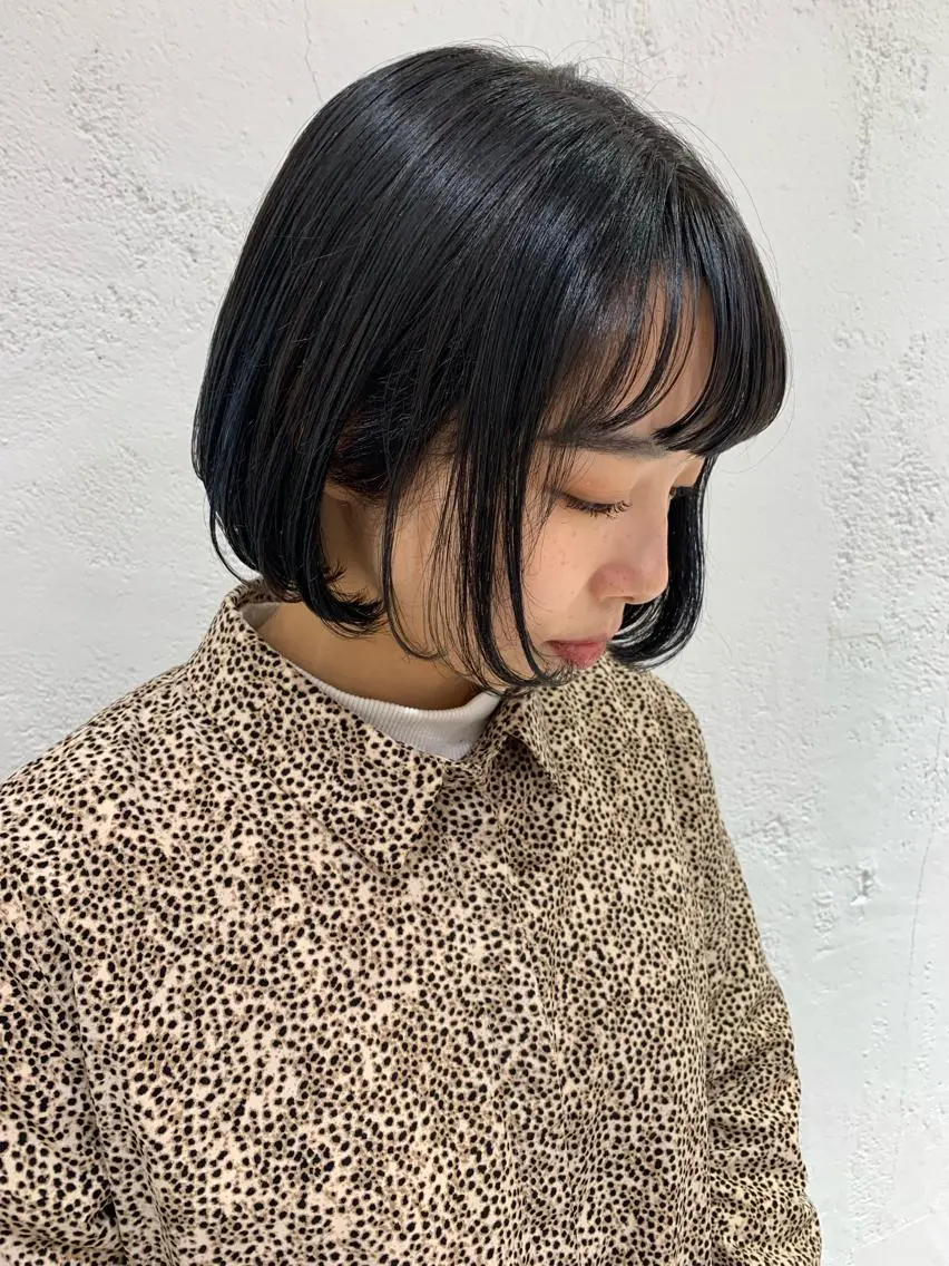 ショート カラー ヘアアレンジ ハイライトカラー ボブ ハイライト 🫧透明感カラー/ ボブ/小笠原汐海🪽のヘアスタイル