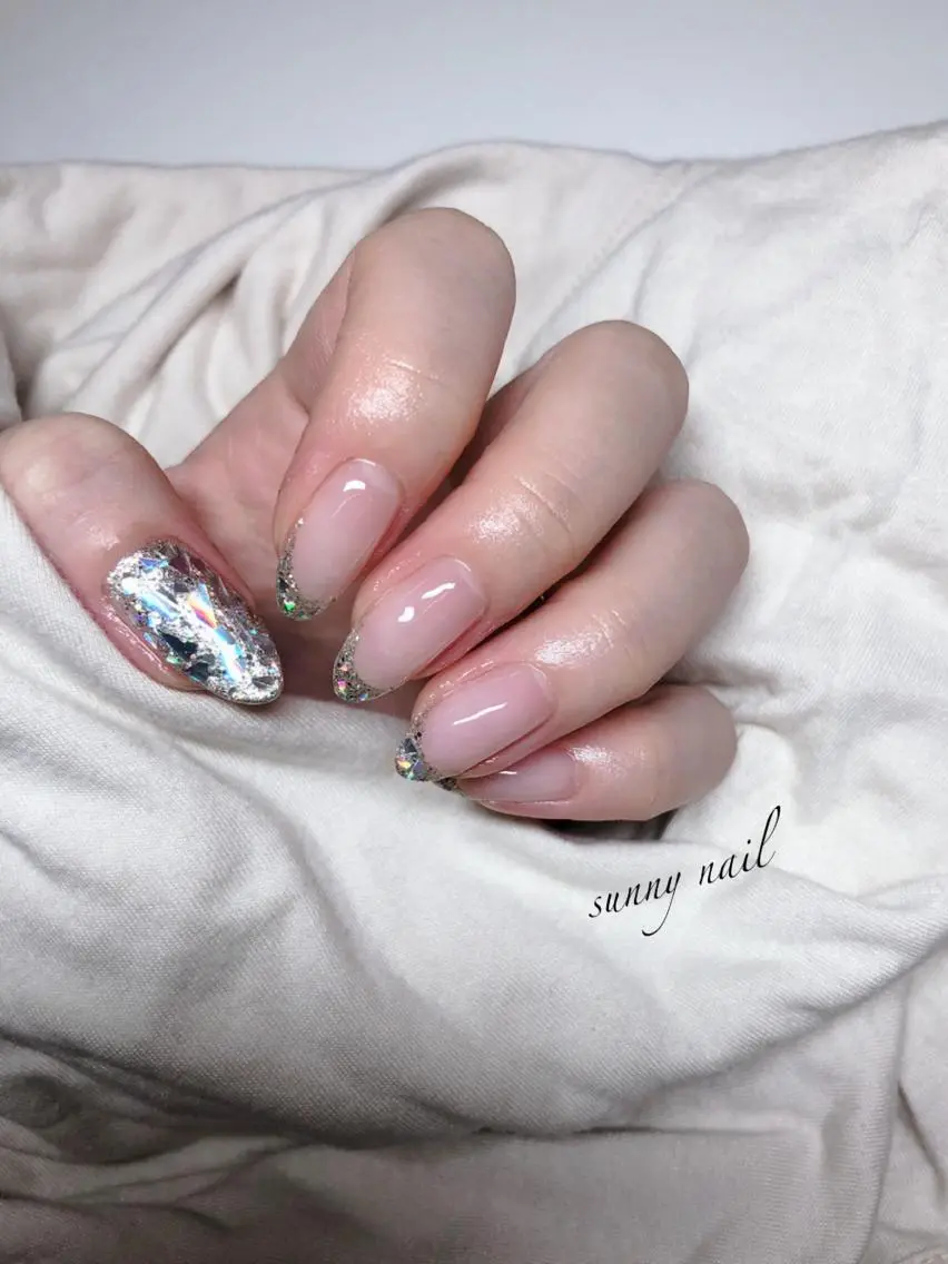 ネイル フレンチネイル ガラスフレンチ キラキラネイル sunny nailのネイルデザイン