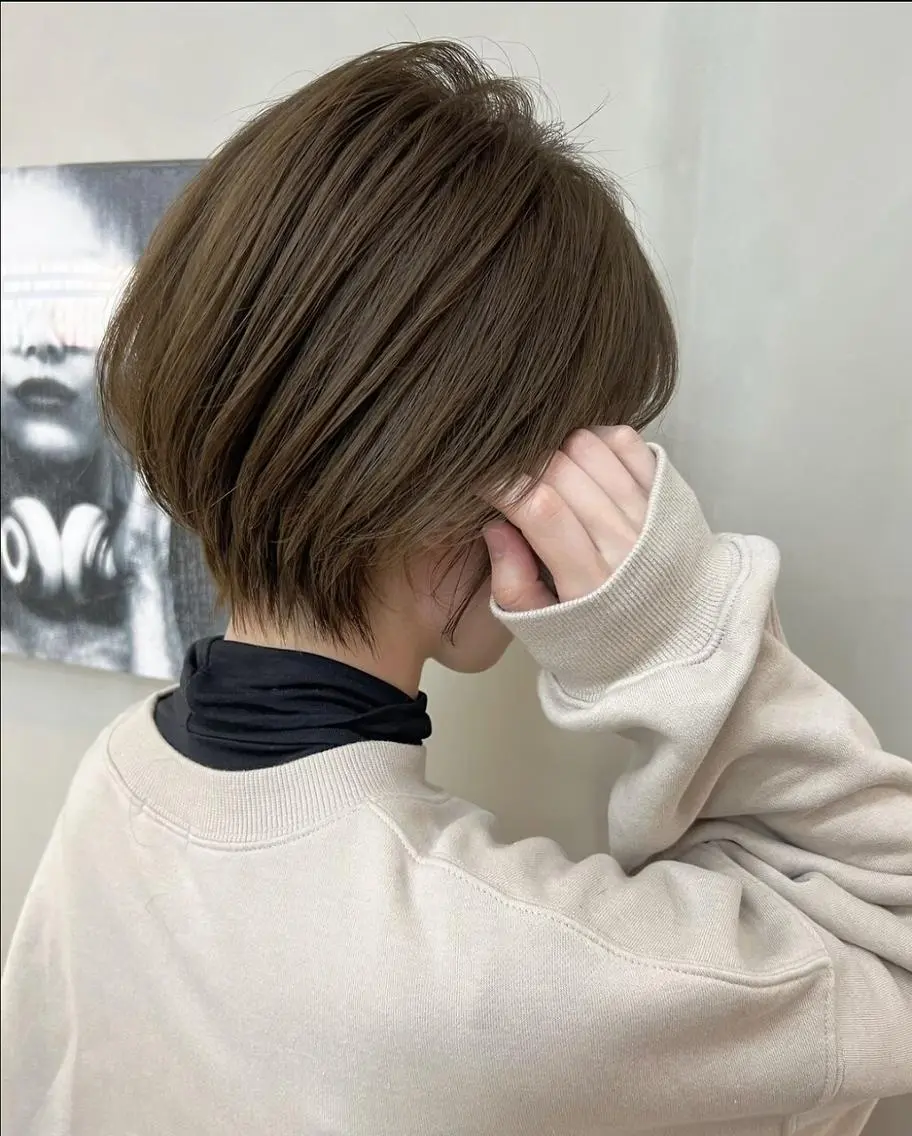 ショート カラー 透明感カラー ボブ 顔周りカット 髪質改善 ショートヘア カット ヘアカラー SOURCE天王寺/ ヘアケア/艶カラー✨のヘアスタイル