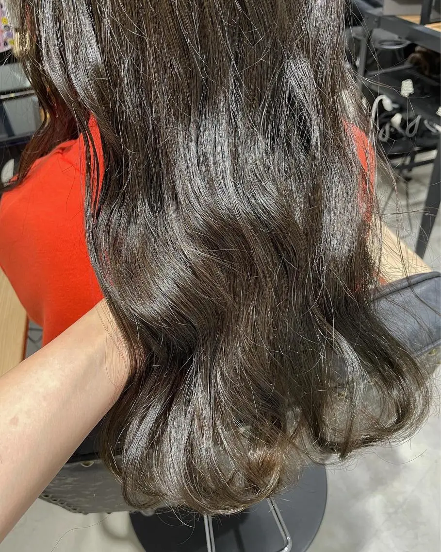 セミロング 暖色カラー🍊 ボブ🌿顔周りcutのヘアスタイル