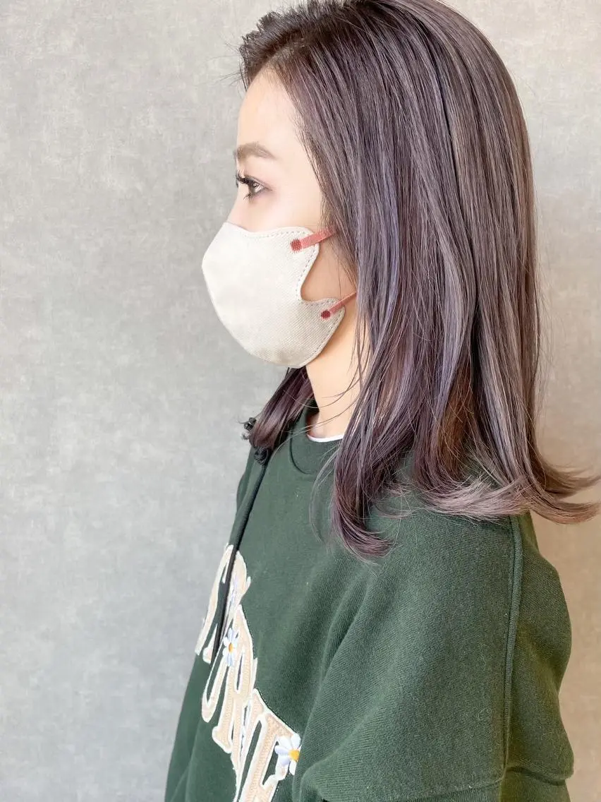 ミディアム カラー ブリーチ 透明感カラー ダブルカラー グレージュ ハイトーンカラー obje't cielのヘアスタイル