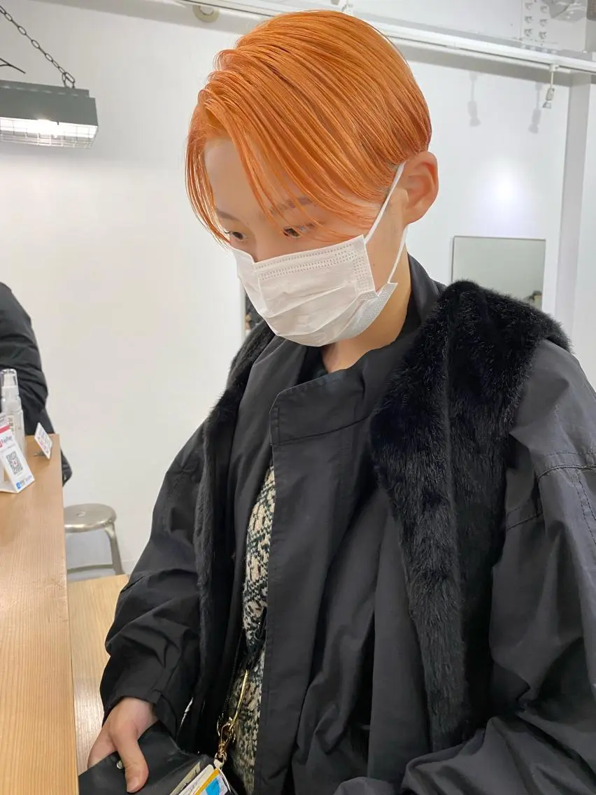 ショート カラー ブリーチ ケアブリーチ ハイトーンカラー オレンジ ショートヘア ヘアカラー 森貴裕/ニュアンス パーマ/オリーブのヘアスタイル