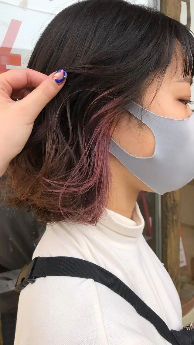 セミロング カラー ヘアカラー 川元 汐音のヘアスタイル