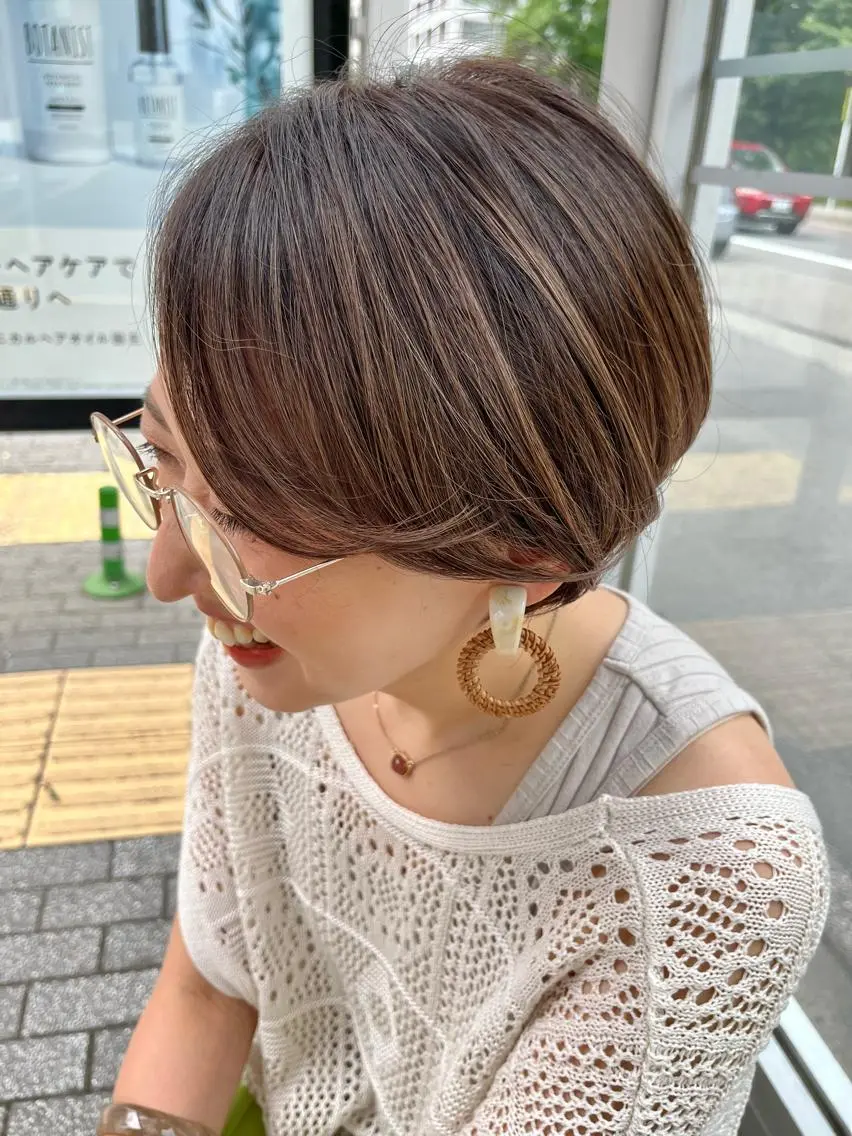 ショート カラー ハイライトカラー ハイライト カット ヘアカラー ママ美容師 ＊ヒマワリのヘアスタイル