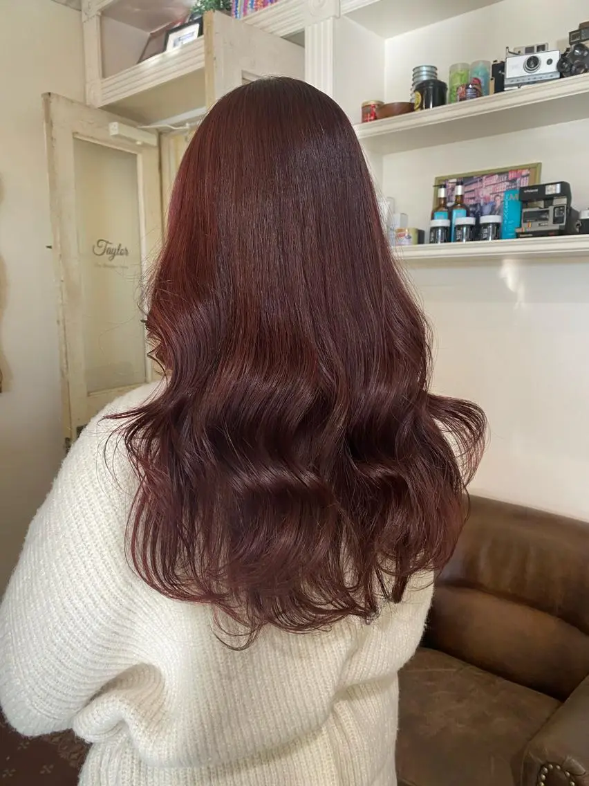 ロング カラー ブラウンカラー ピンクカラー ピンクブラウン KAREN🕊️ 大宮美容室のヘアスタイル