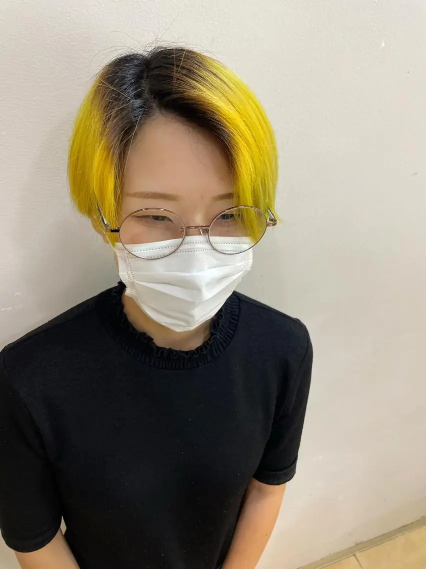 ショート カラー ブリーチ イエローカラー デザインカラー/ 推しの配色 肥後のヘアスタイル