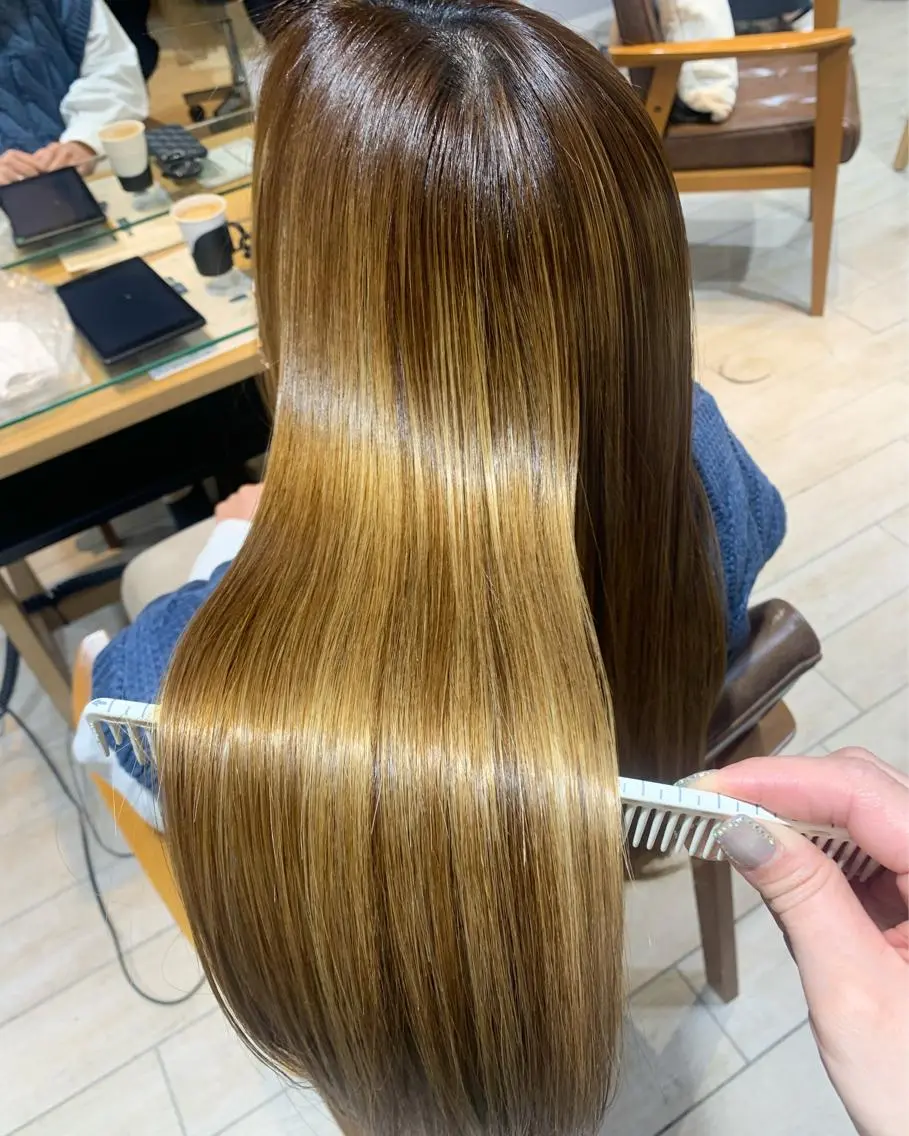 ロング カラー パーマ ヘアアレンジ マツエク・マツパ 髪質改善 トリートメント トリートメント まろやかベージュ/ JOのヘアスタイル