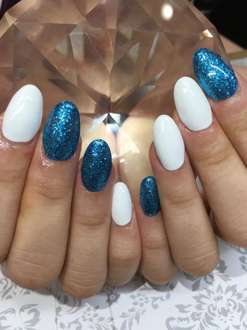 ネイル ハンドネイル glow_ nailのネイルデザイン
