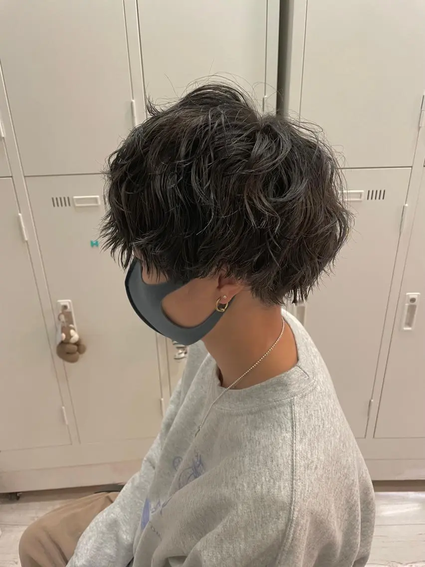 ショート カラー パーマ スパイラルパーマ カット ヘアカラー トリートメント 髪質改善/ショート/ メンズカット/KAiのヘアスタイル