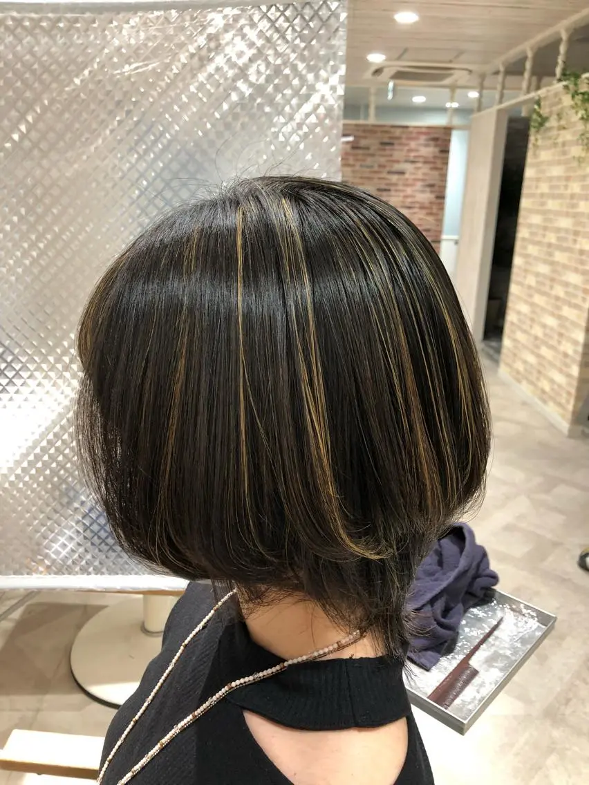 ショート カラー 【✨髪質改善✨】 西岡　航成のヘアスタイル