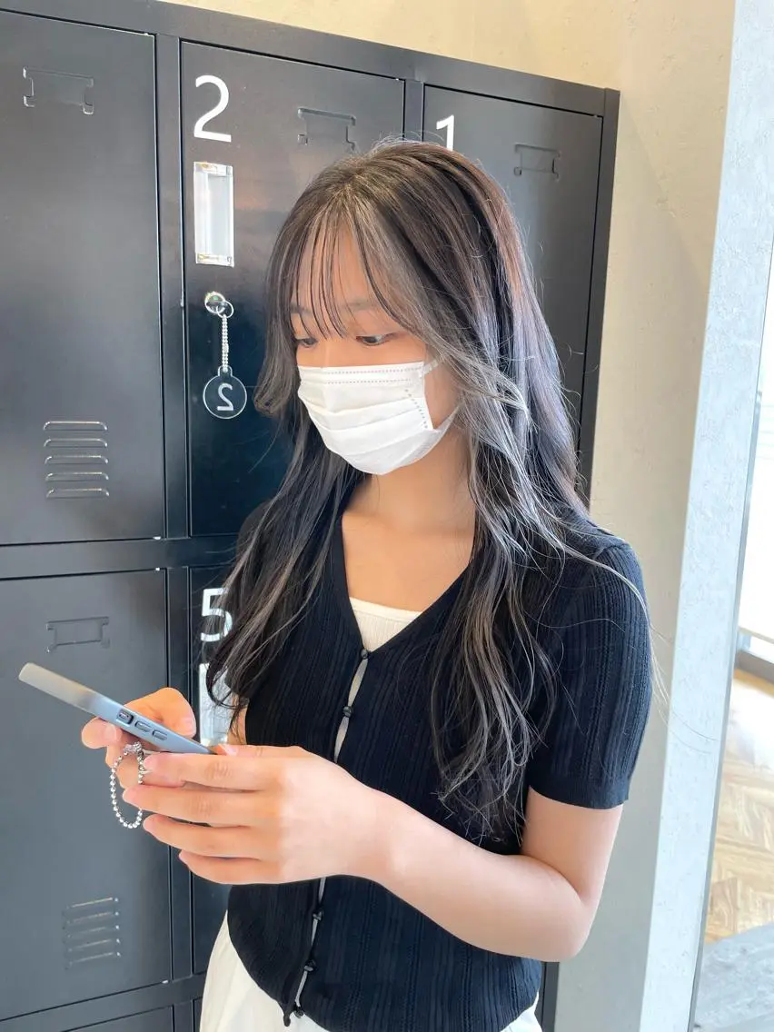 ロング カラー 田中   麗彩也のヘアスタイル