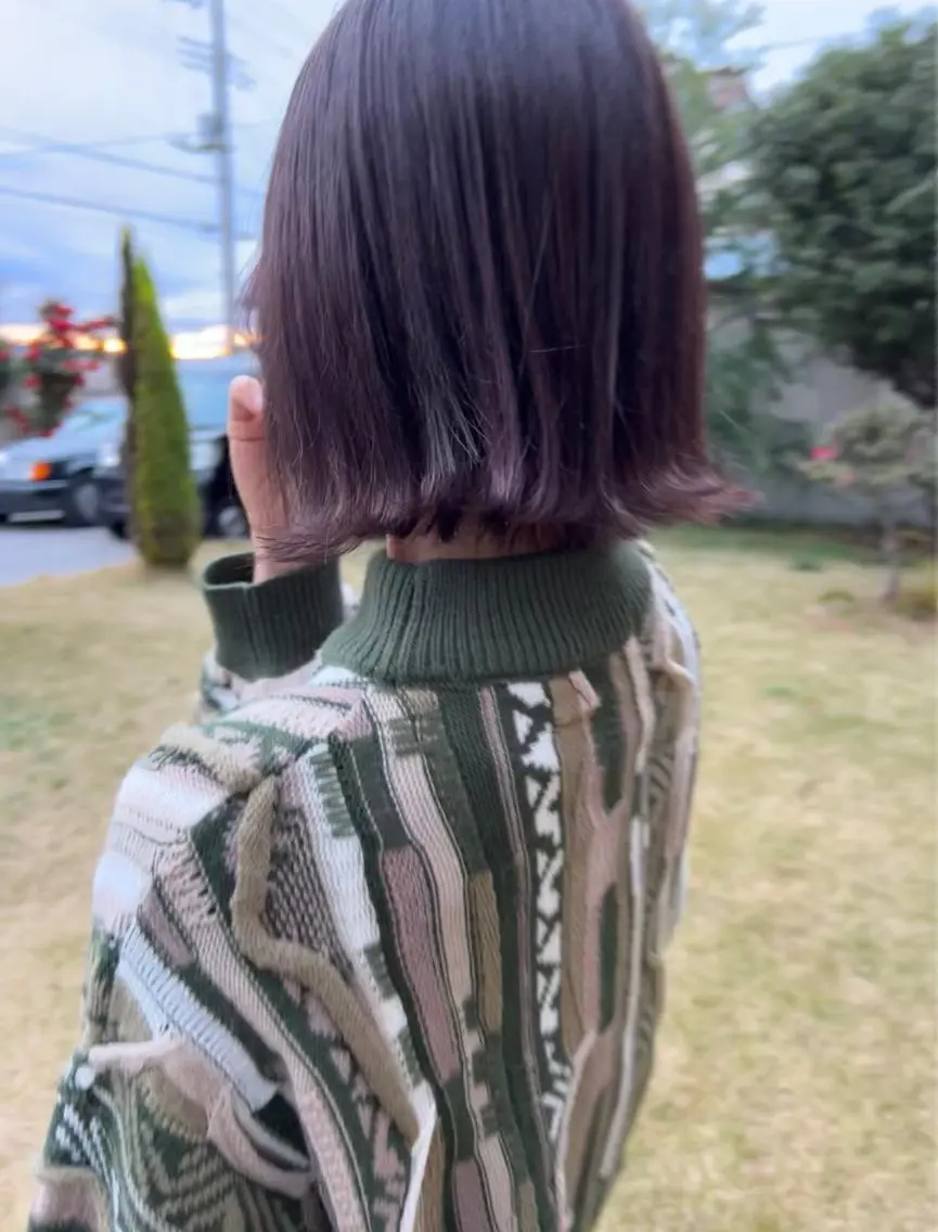 ショート カラー バイオレットカラー カット ヘアカラー 佐藤 美咲のヘアスタイル