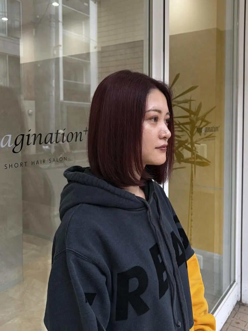 セミロング 韓国ヘアケアブリーチ 莉奈のヘアスタイル