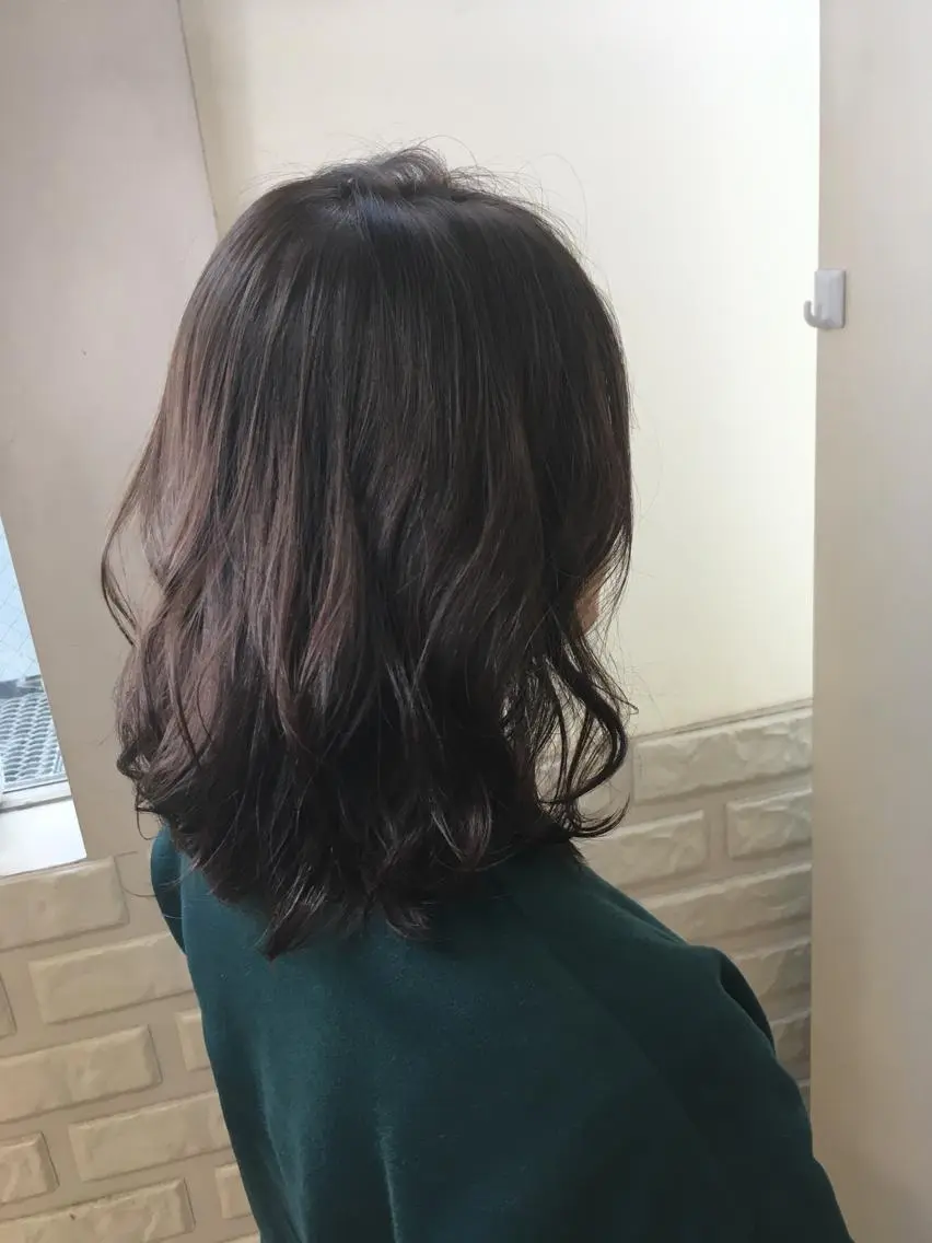 ミディアム カラー 透明感カラー グレージュ 縮毛矯正 農添 杏のヘアスタイル