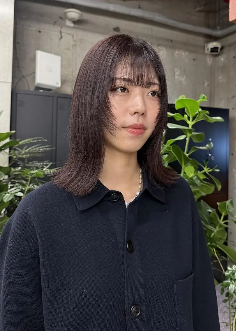 セミロング KYARA HALF 【アカデミー】のヘアスタイル