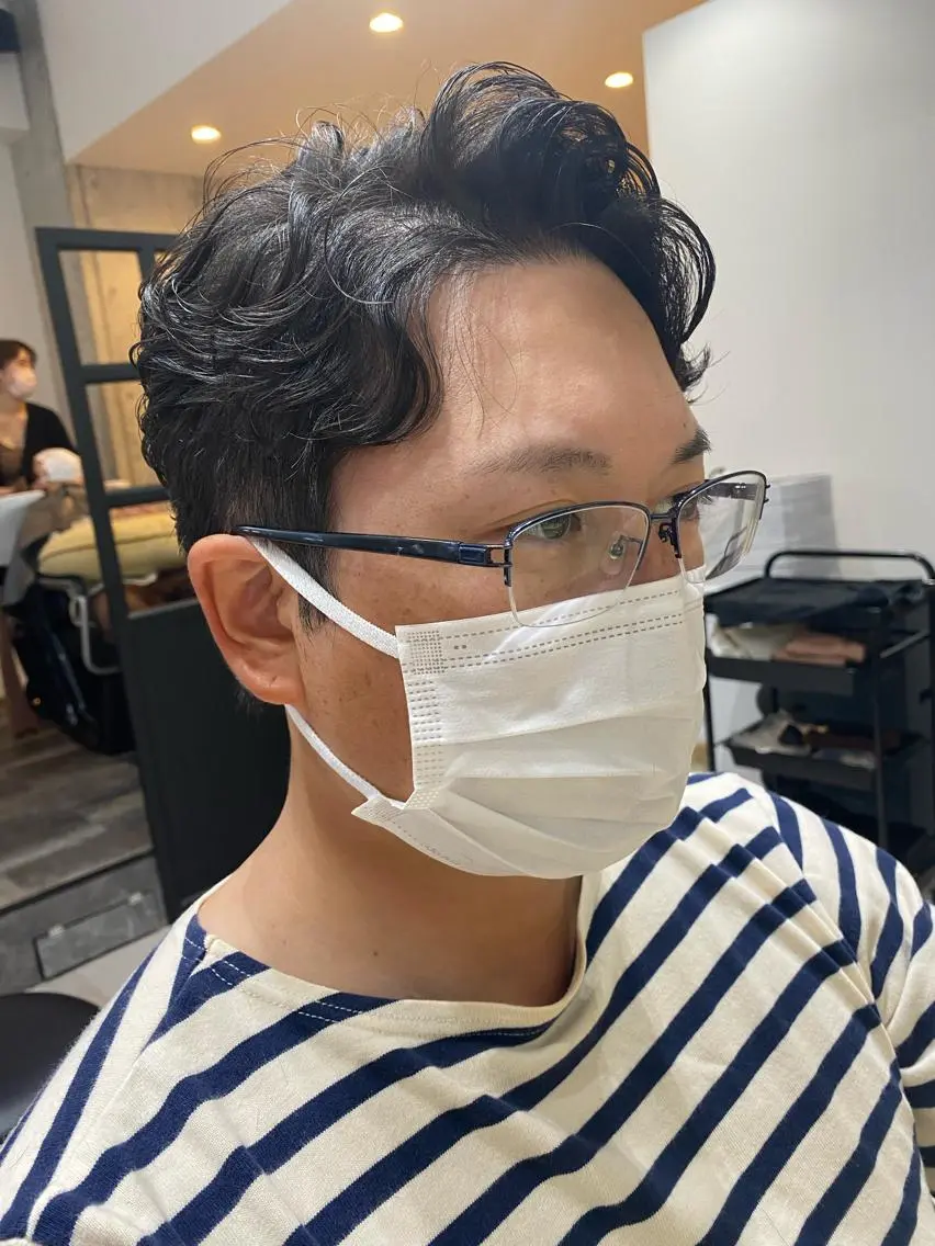 パーマ メンズ カット パーマ トリートメント 似合う髪型見つけます AYAKAのヘアスタイル