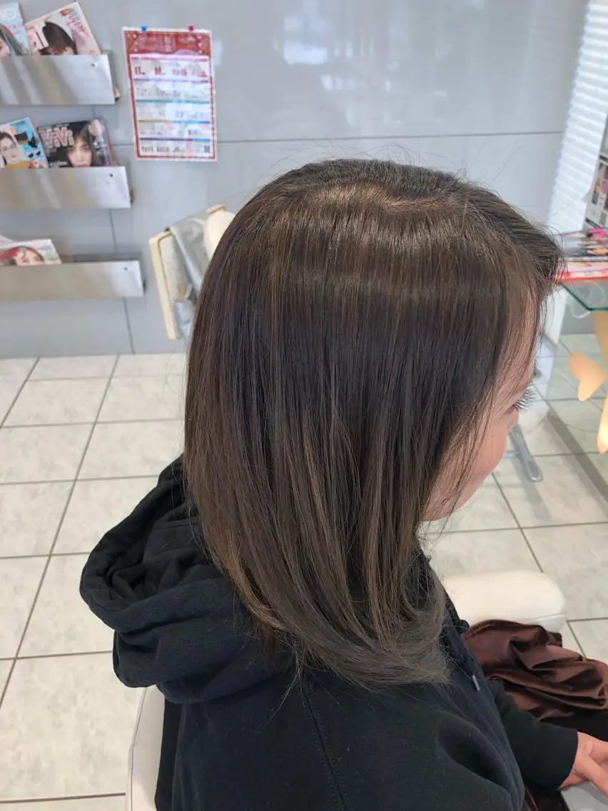 ロング カラー ハイライトカラー ハイライト クーポン お試し価格有り！のヘアスタイル