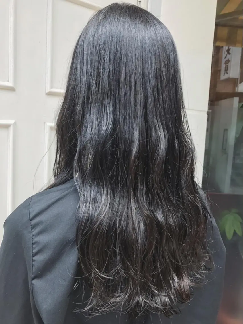 セミロング カラー Blanco 村松 美里のヘアスタイル