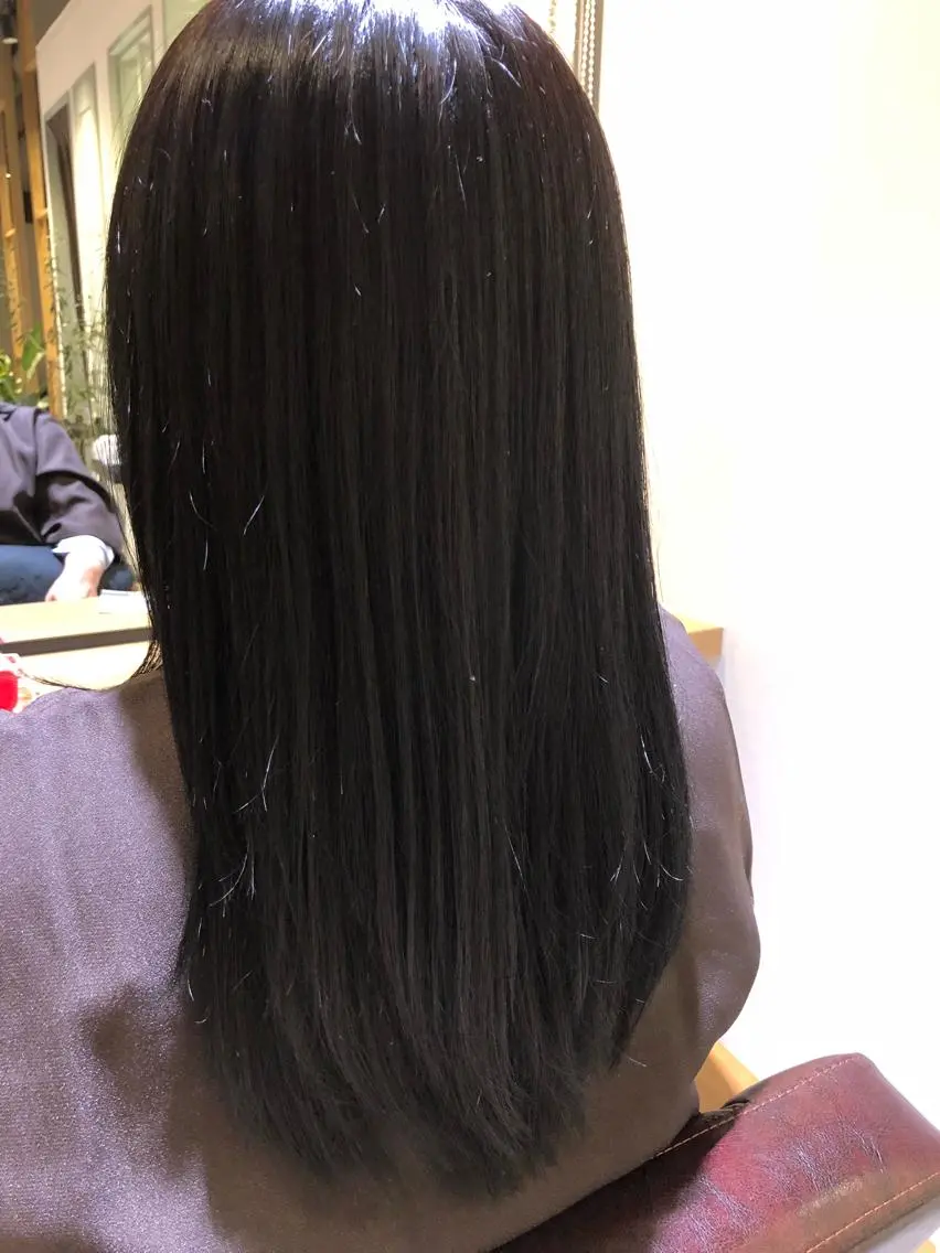 ロング トリートメント EARTH 榎本のヘアスタイル