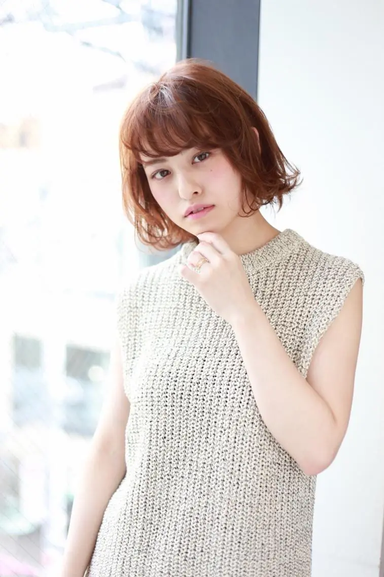 ミディアム 宮内 真乃のヘアスタイル