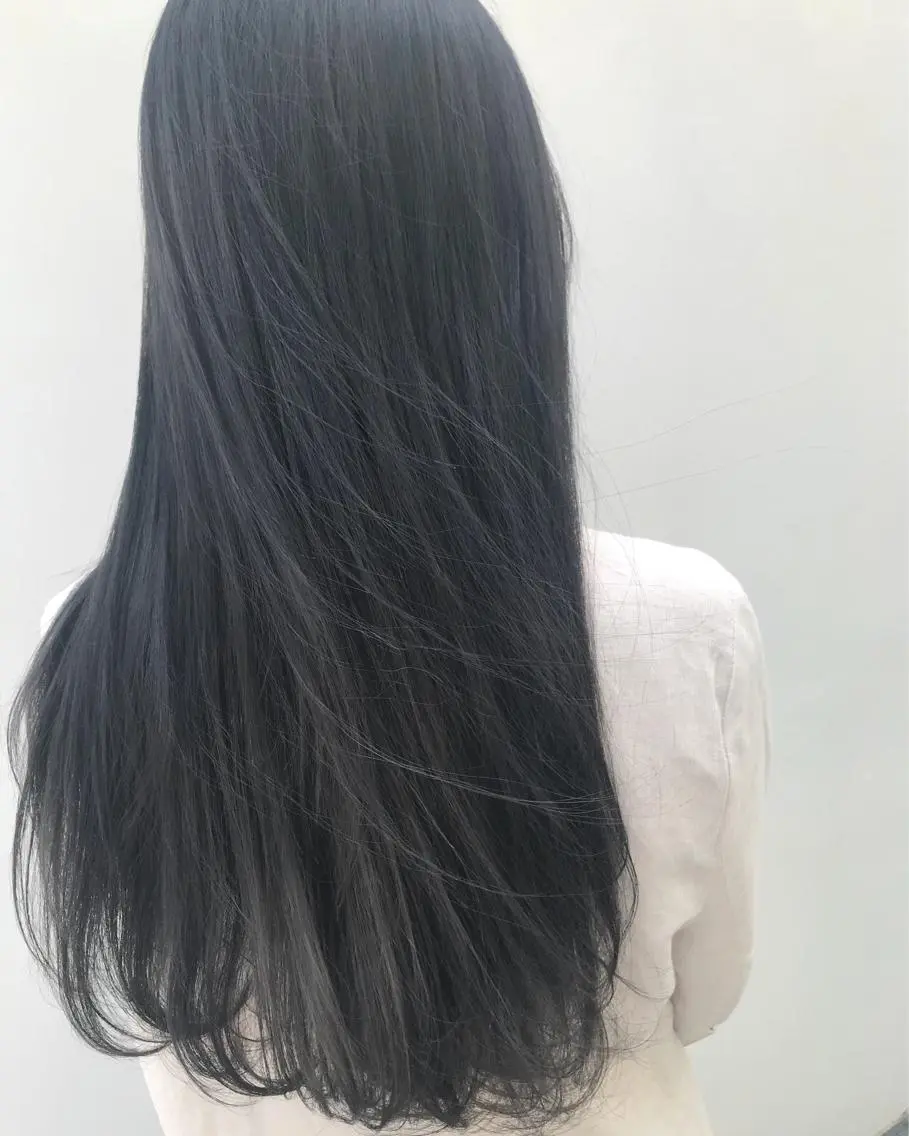 ロング カラー ブルーカラー ブルーグレー ブルーグレージュ グレージュ 髪質改善🌟 TAKERUのヘアスタイル