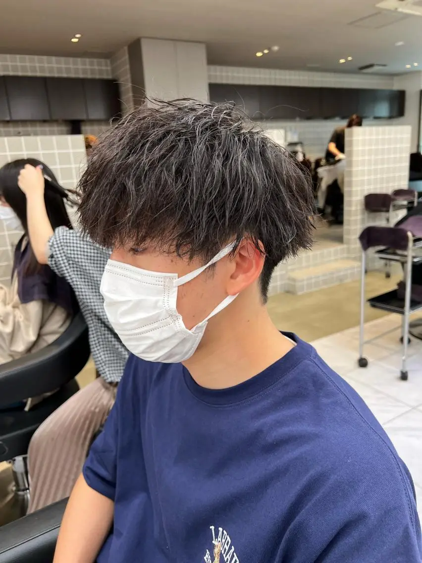 ショート カラー パーマ メンズ メンズパーマ特化 TAIGAのヘアスタイル