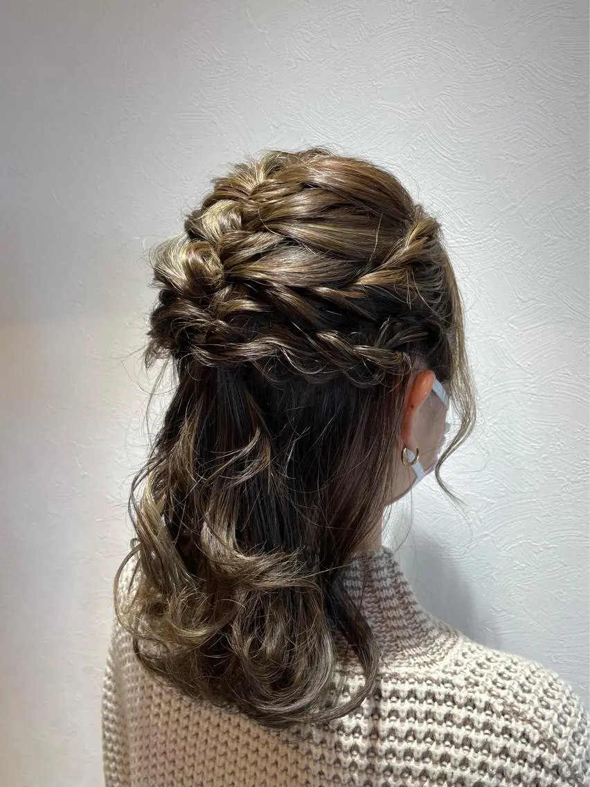 ミディアム 池田 歩佳のヘアスタイル
