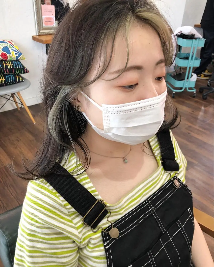 セミロング カラー ミストバング  フェイスフレーミング カット ヘアカラー トリートメント 江原 彩華のヘアスタイル
